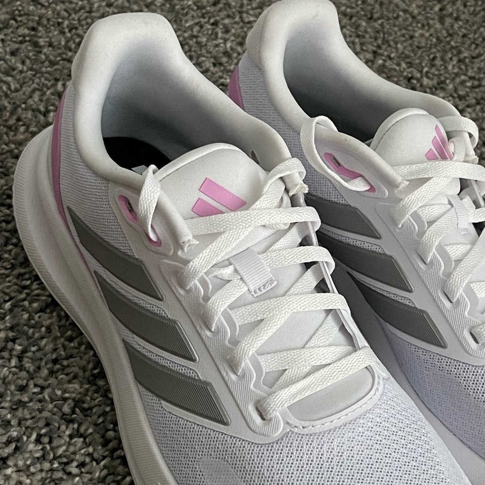 Adidas Women's White and Pink Athletic Shoes